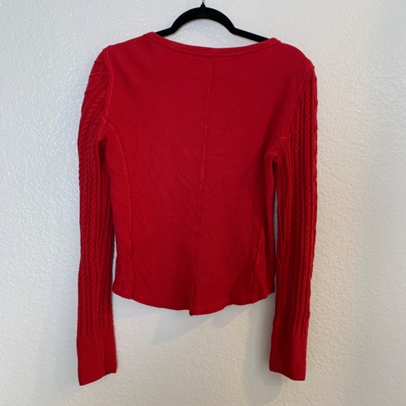 Lucky Brand Waffle Knit Henley Size Small Jester Red Cable Knit Sweater Sleeve - Picture 9 of 14
